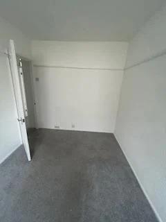 Dickensons Lane SE25
