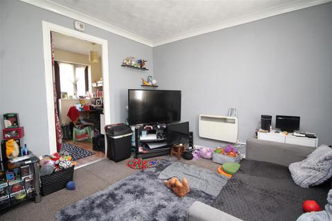 49 Squires Gate, Gunthorpe, Peterborough, PE4 7BT