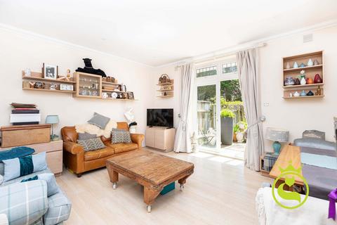 2 bedroom flat for sale, Spur Hill Avenue, Poole BH14