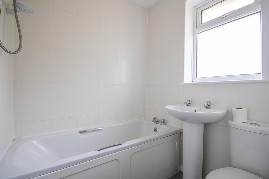 Bathroom.jpeg