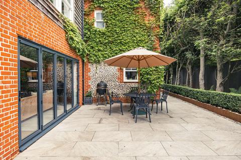 undefined, One-of-a-Kind Self-Built Townhouse in Prime Swaffham Location - Chain Free