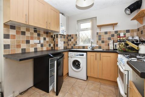 3 bedroom semi-detached house for sale, The Queensway, Hull