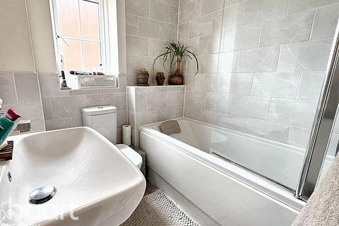 20 Belfry Drive, Corby, NN17 5GN