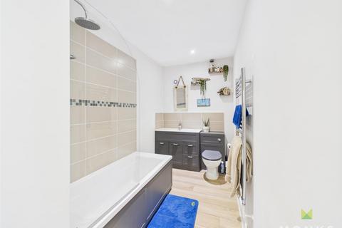 6 Bell View, Cross Houses, Shrewsbury, SY5 6JQ