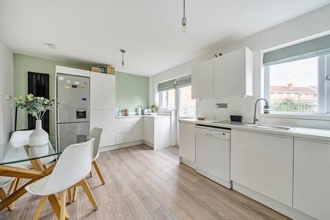 8 Benson Close, Abbeymead, Gloucester, GL4 5FS