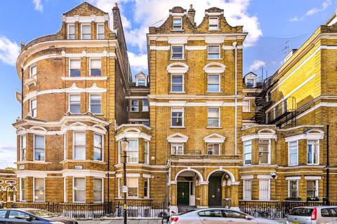 Airlie Gardens, Kensington, London