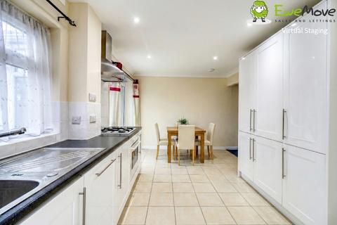 undefined, Shapwick Close, Nythe, Swindon SN3