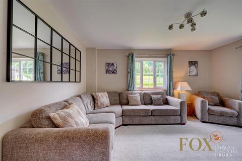 4 bedroom detached house for sale, Worcester WR6