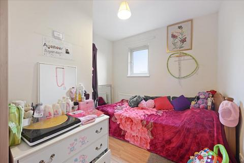 58 Mandela Close, London, NW10 8BG