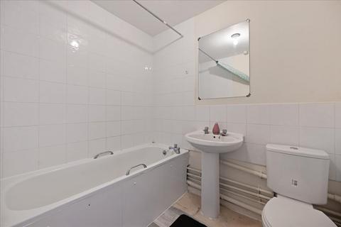 58 Mandela Close, London, NW10 8BG