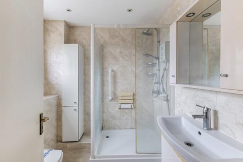40 Templewood, London, W13 8DX