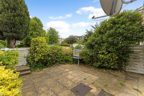 40 Templewood, London, W13 8DX