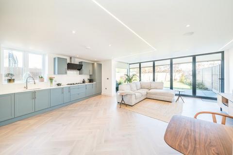 4 bedroom semi-detached house for sale, Craneford Way, Twickenham TW2