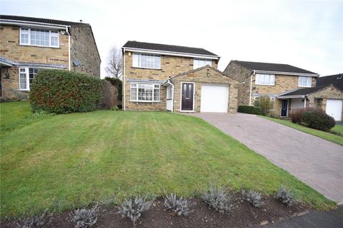 4 bedroom detached house to rent, Ullswater Drive, Wetherby, West Yorkshire