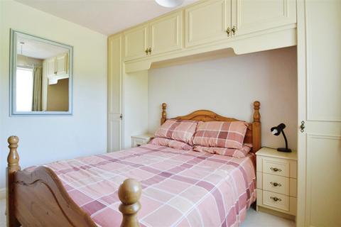 4 Cranberry Way, Hull, HU4 7AQ