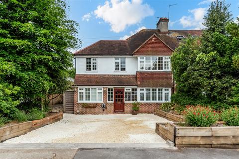 85 Ruden Way, Epsom, KT17 3LW
