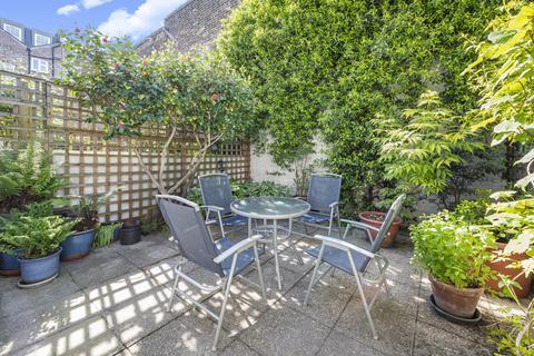 11 Allingham Street, London, N1 8NX