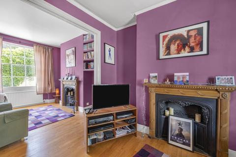 11 Allingham Street, London, N1 8NX