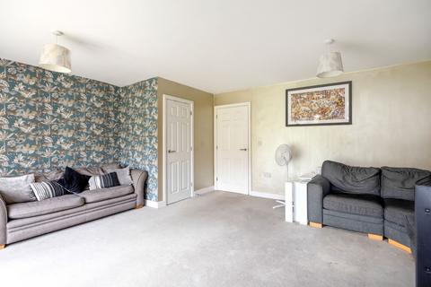 6 Brickyard Way, Faygate, Horsham, RH12 0AE