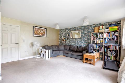 6 Brickyard Way, Faygate, Horsham, RH12 0AE