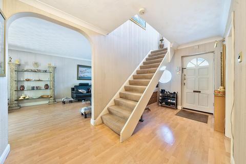 5 bedroom detached house for sale, Denbigh Gardens, Bassett, Southampton, Hampshire, SO16