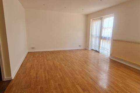 Hunt Road, London UB2