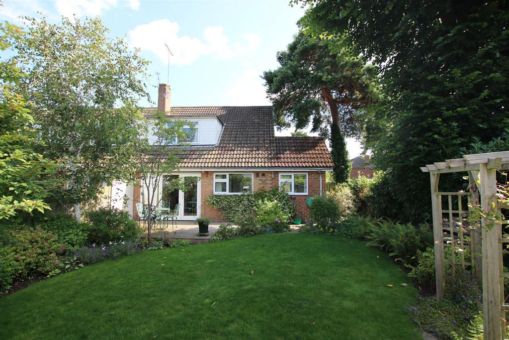 Tm gdn rear.JPG