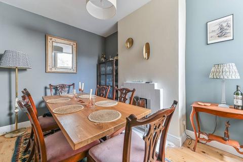 18 Huntly Road, London, SE25 6QY