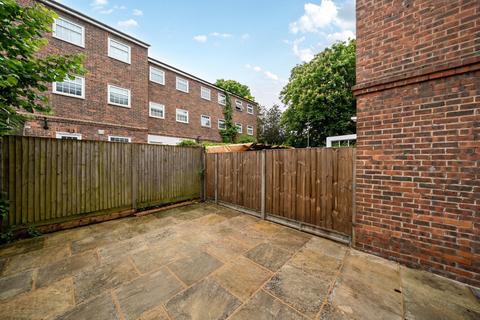 11 Chepstow Close, London, SW15 2HG