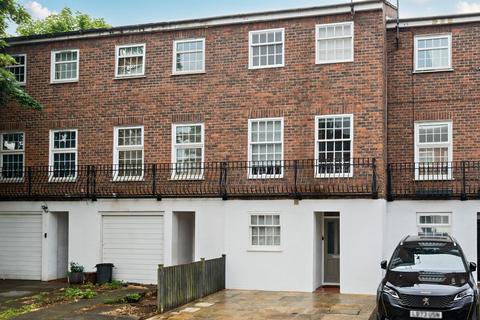 11 Chepstow Close, London, SW15 2HG