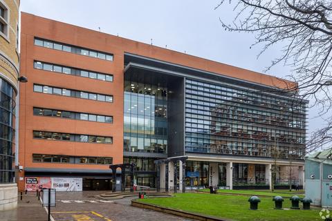 Office to rent, 4 Brindley Pl Birmingham B1 2JB