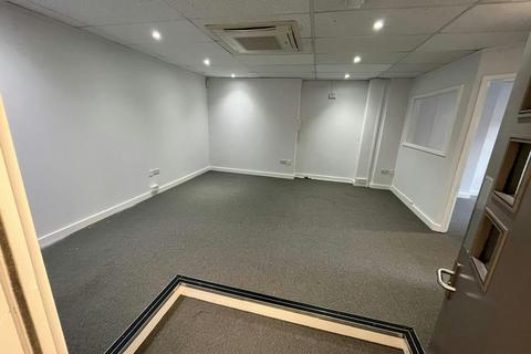 Office to rent, Churchill Way Macclesfield SK11 6AS