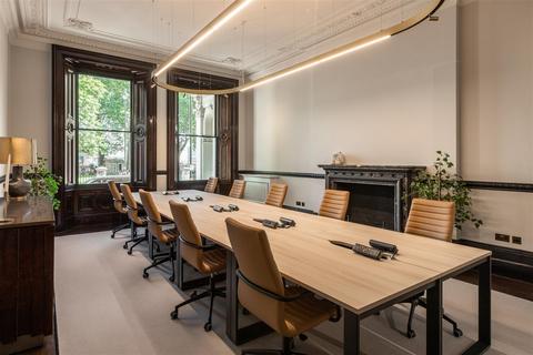 Office to rent, 40 Grosvenor Gdns London SW1W 0EB