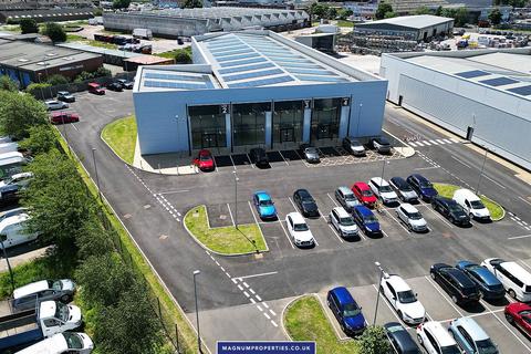 Distribution warehouse to rent, South Bank Rd Middlesbrough TS3 8AN