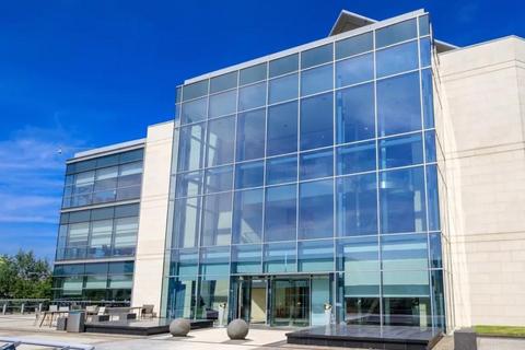 Office to rent, Millshaw Park Ln Leeds LS11 0DL