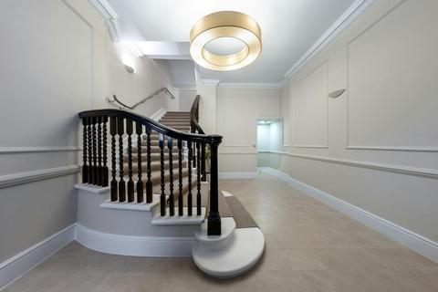Office to rent, 26 Curzon St London W1J 7TQ
