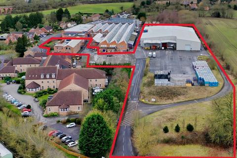 Warehouse to rent, 4 Stamford Bridge Stamford Bridge YO41 1AQ