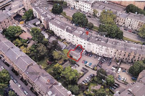 Healthcare facility to rent, 13 Royal Crescent Glasgow G3 7SL