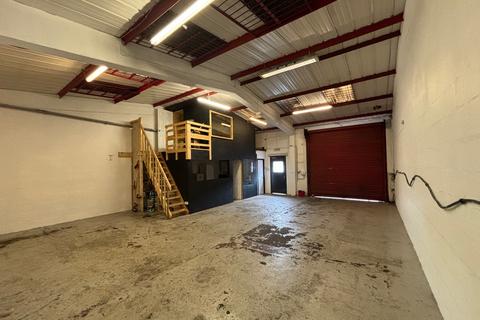 Industrial unit to rent, 636 South St Glasgow G14 0TR