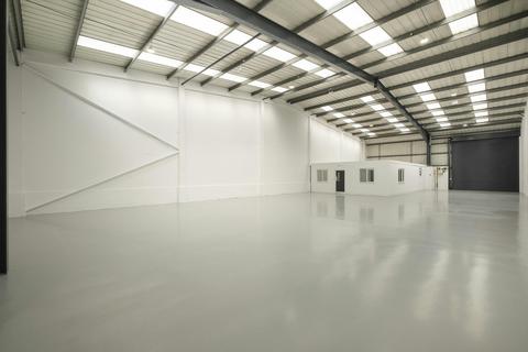 Warehouse to rent, Tay Rd Birmingham B45 0LD
