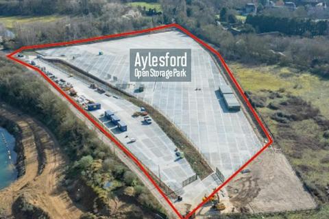 Land to rent, Bull Ln Aylesford ME20 7BX