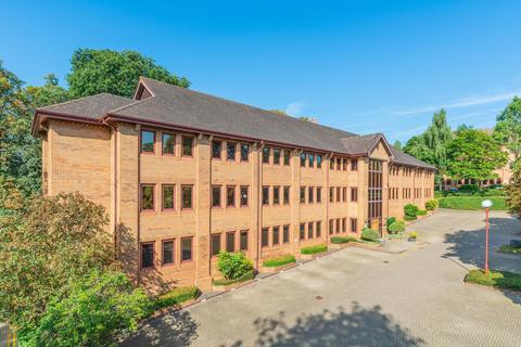 Office to rent, Greenways Business Park Chippenham SN15 1BN