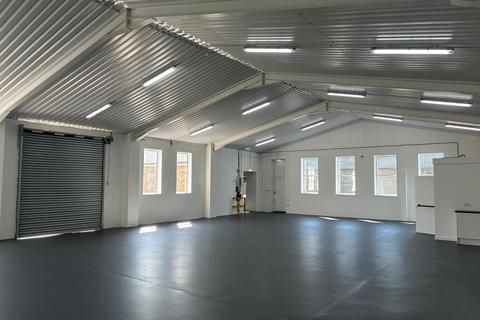 Warehouse to rent, Dominion Way West Worthing BN14 8NT