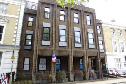 Office to rent, 39A Southgate St Winchester SO23 9EH