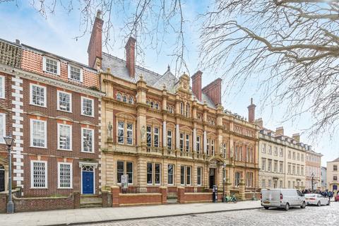 Office to rent, 18-21 Queen Sq Bristol BS1 4NH