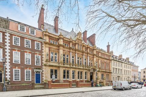 Office to rent, 18-21 Queen Sq Bristol BS1 4NH