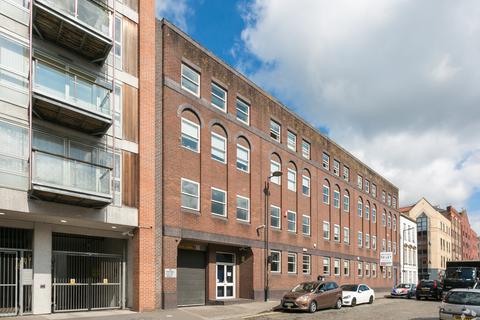 Office to rent, 18-21 Queen Sq Bristol BS1 4NH