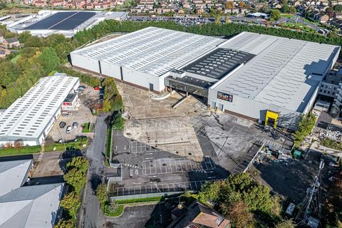 Distribution warehouse to rent, 1-3 Faraday Close Worthing BN13 3RB