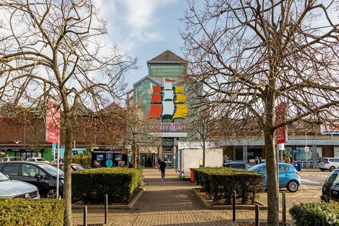 Shop to rent, Redriff Rd London SE16 7LL