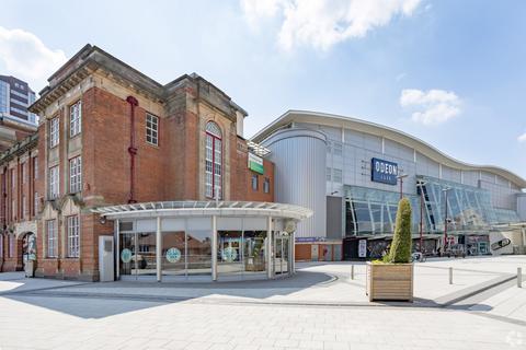 Retail property (high street) to rent, Broadway Plz Birmingham B16 8LP